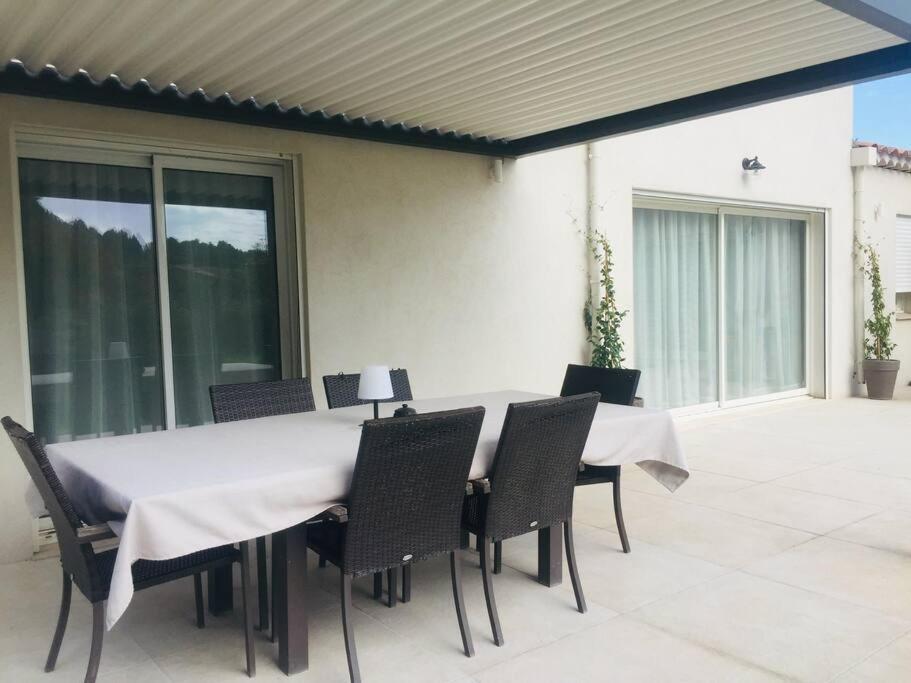 Villa Familiale 9 Pers Cabries Entre Aix Et Marseille 5 Min Gare Aix Tgv 15 Min Aeroport Mp Εξωτερικό φωτογραφία