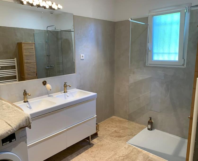 Villa Familiale 9 Pers Cabries Entre Aix Et Marseille 5 Min Gare Aix Tgv 15 Min Aeroport Mp Εξωτερικό φωτογραφία